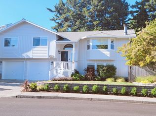 2470 Loma Vista Dr, Roseburg, OR