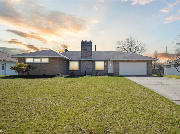 7431 Nethersole Dr, Middleburg Heights, OH 44130