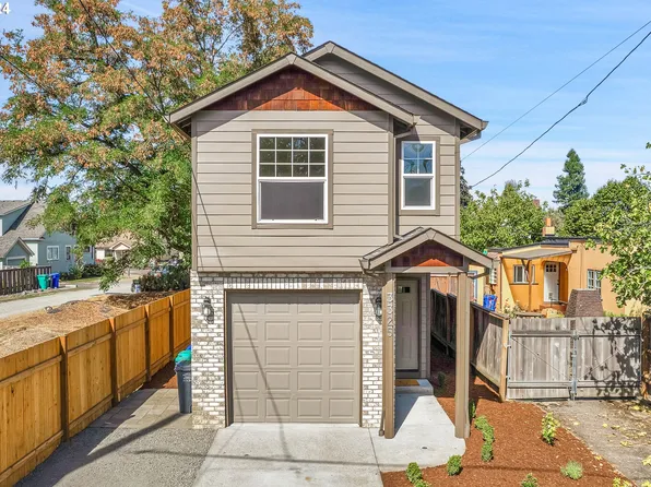 3325 N Baldwin St, Portland, OR 97217