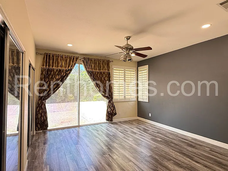 6865 Camino De Amigos — Photo 14