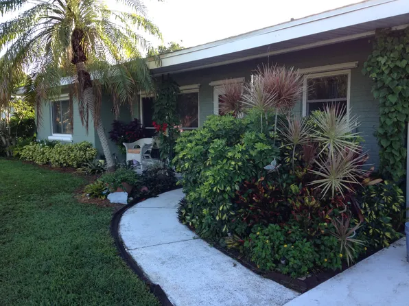 4233 Deerfield Dr, Sarasota, FL 34233
