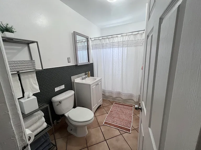 204 S M St #UPSTAIRS — Photo 7