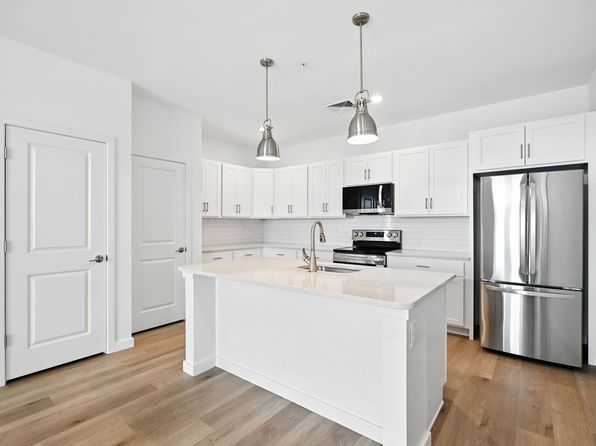 2220 N Susquehanna Trl #5104