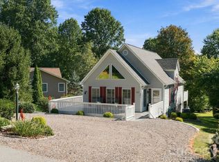 65 Airish Ln, Waynesville, NC 28785