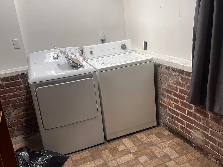 2726 Wheat St — Photo 11