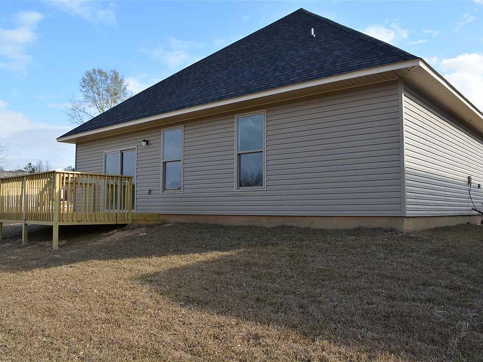 2nd image of 1033 Bretts Way