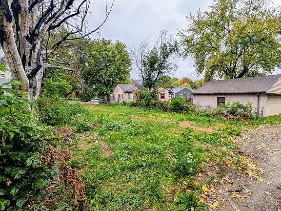 5th image of 540 S Rural St