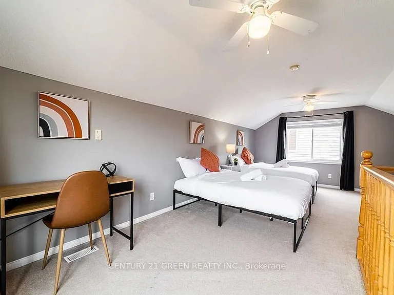 7 Swartz St — Photo 13