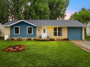 1043 Hickory St, Onalaska, WI 54650