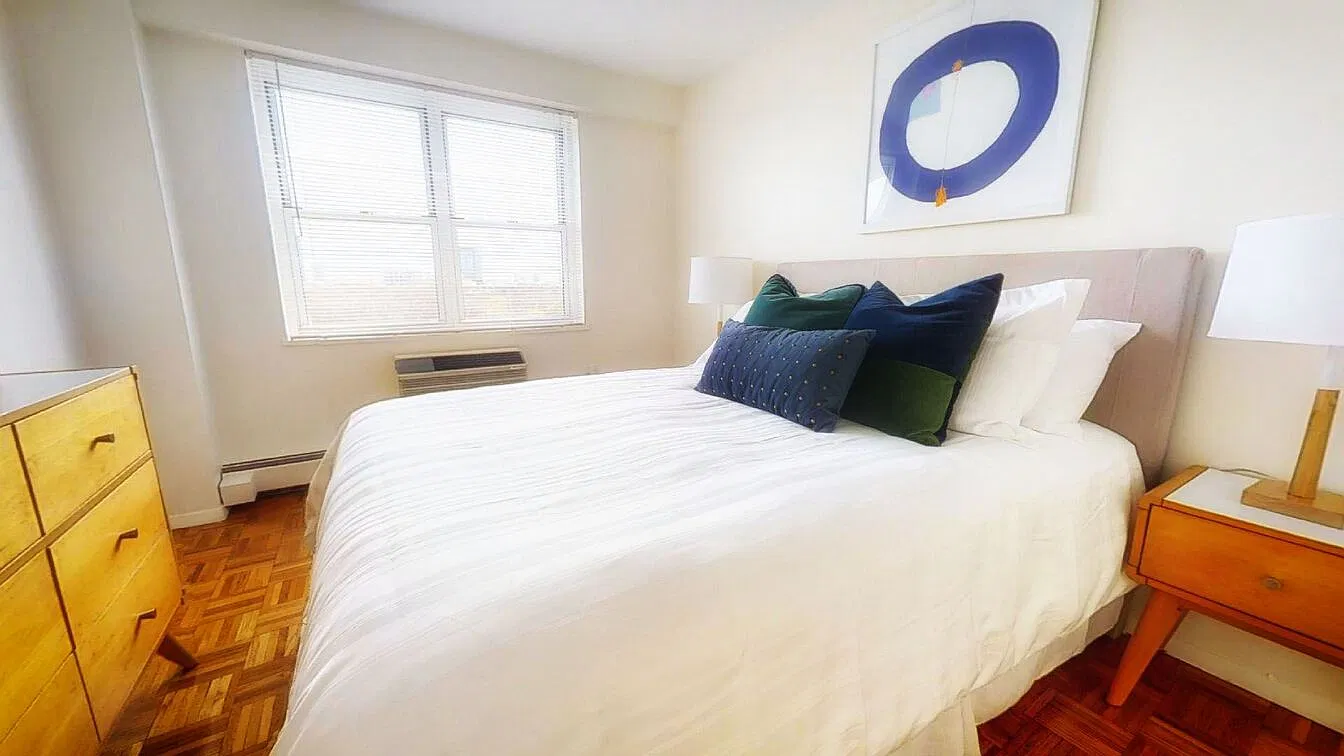 2 bed, 1.5 bath, $3,600 — Photo 4