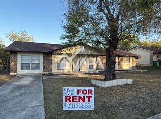 1906 Wilsons Creek Dr, San Antonio, TX 78245