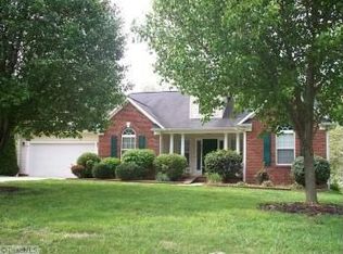 7515 Kristen Dr, Oak Ridge, NC 27310