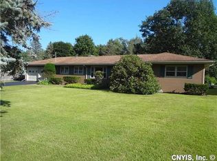 4626 Verplank Rd, Clay, NY 13041