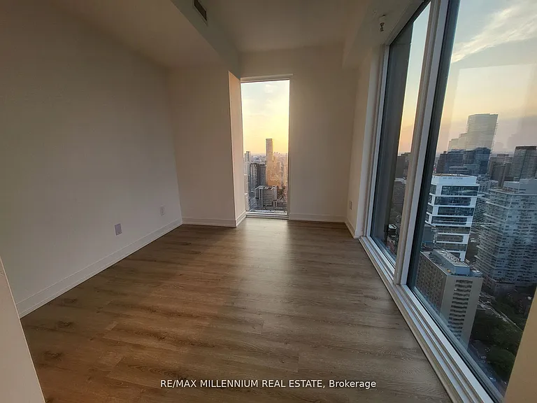 319 Jarvis St #5006 — Photo 13