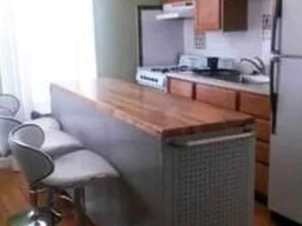 292-294 D St Unit 1, South Boston, MA 02127