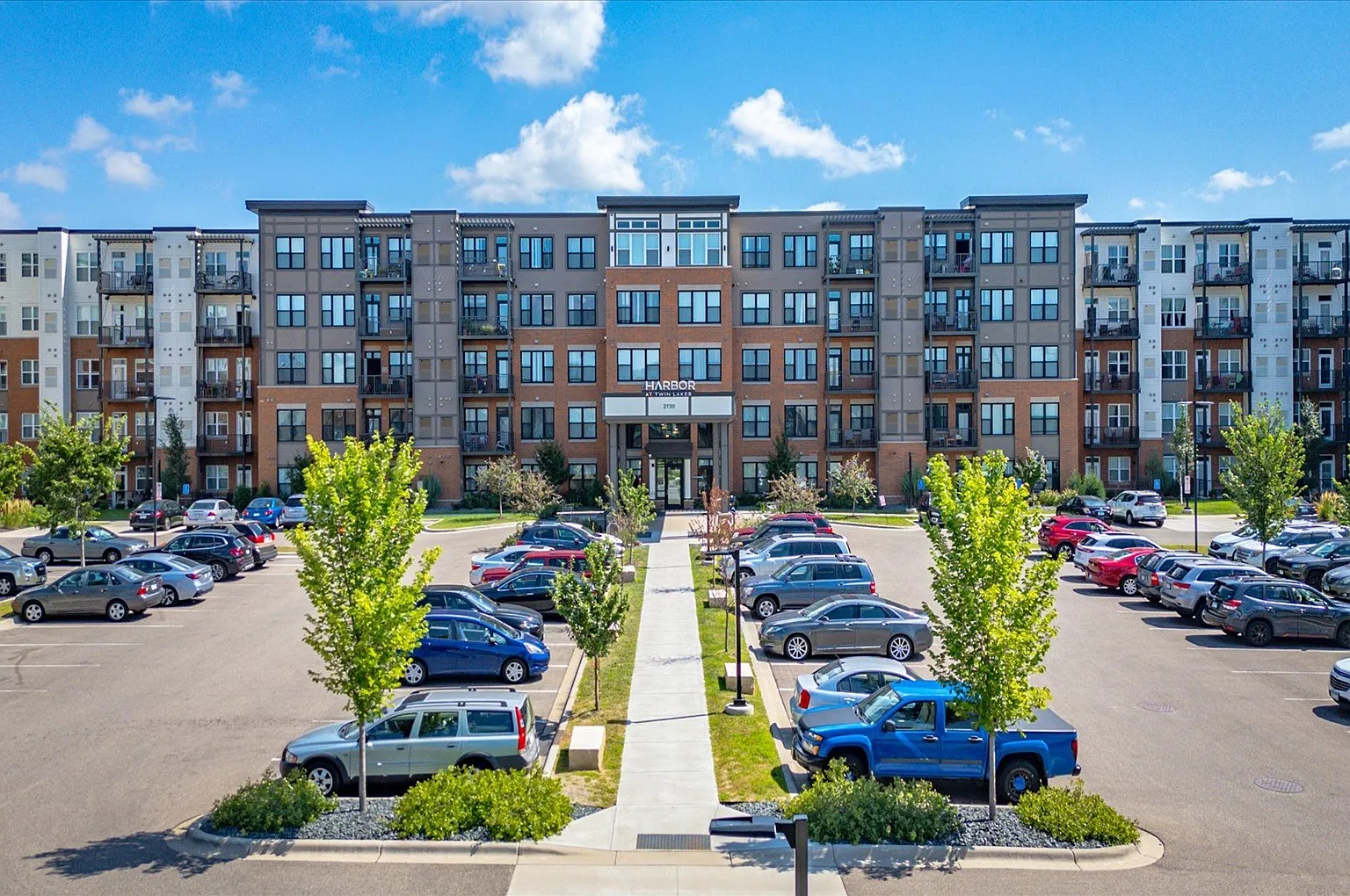 Harbor at Twin Lakes 55+ Apartments — Photo 1
