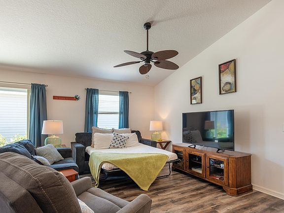 5th image of 3467 Placida Ter