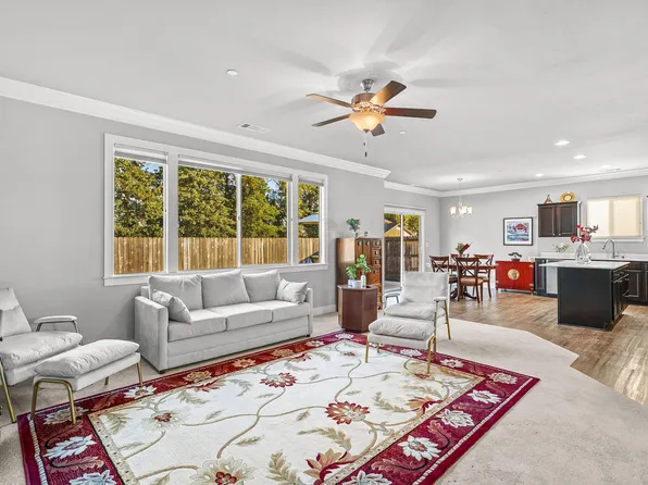 20274 Ballentine Dr, Anderson, CA 96007