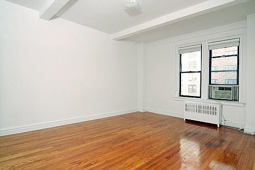 1st image of 34 W 72nd St #121B