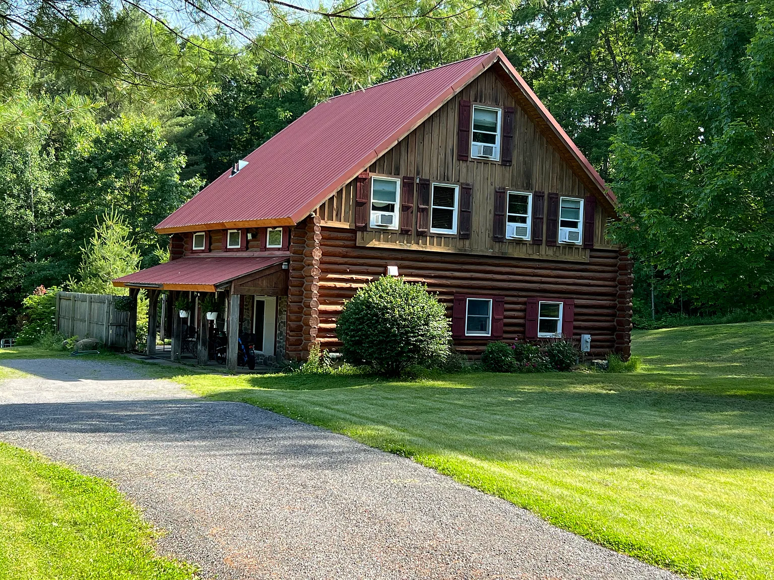 3 bed, 1500 sqft, $2,500 — Photo 2