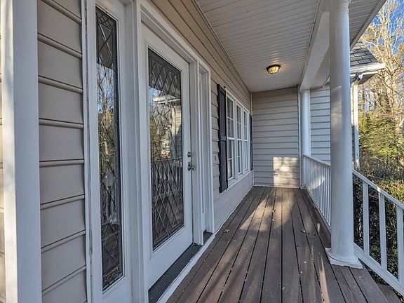 5th image of 2522 Loch Braemar Dr