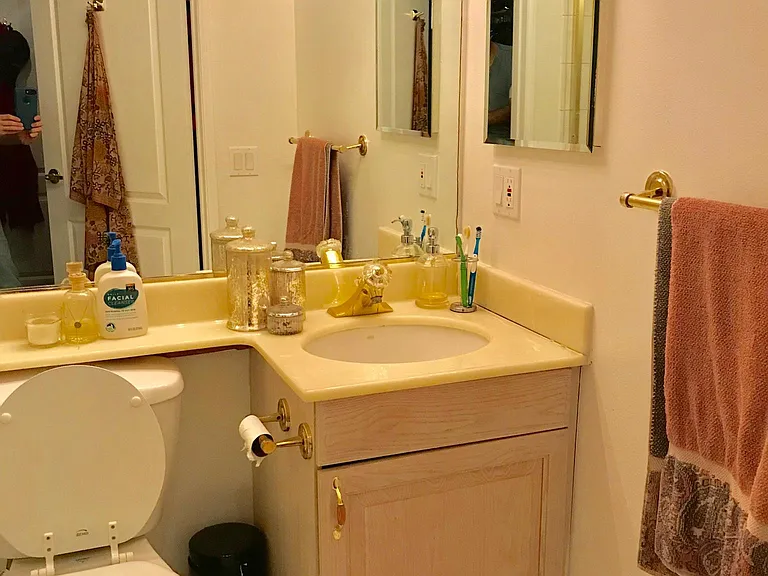 8349 Blackburn Ave #302 — Photo 203