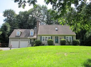 18 Old Broad St, Jefferson, MA 01522