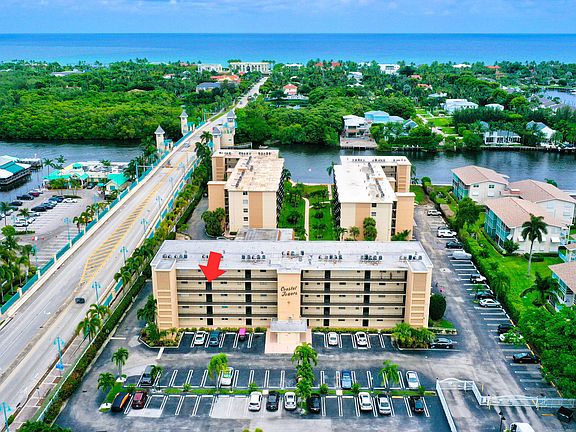 3rd image of 720 E Ocean Avenue #402