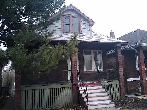 1st image of 2716 S Cuyler Ave