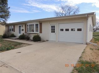 1003 Easy St, Palmyra, MO 63461