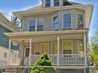 39 Richelieu Ter, Newark, NJ 07106