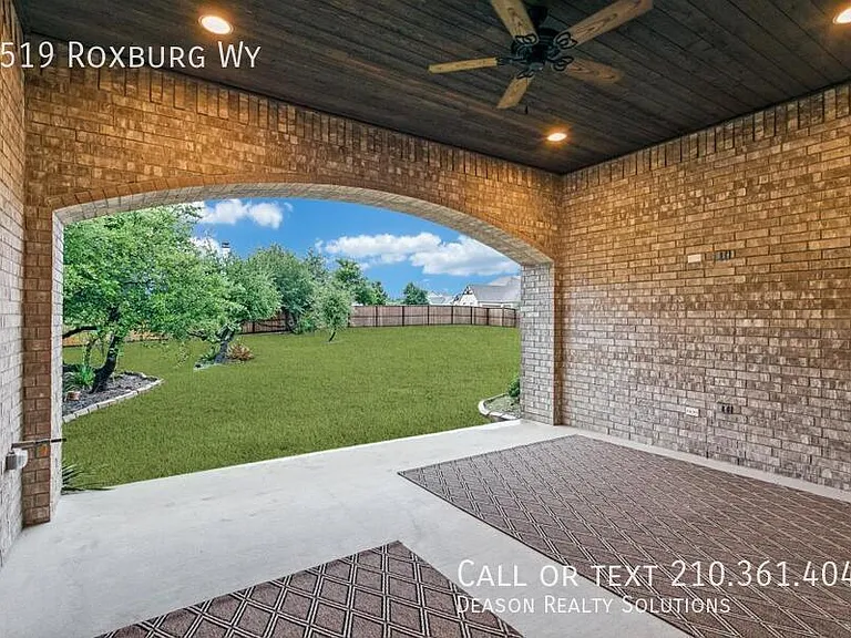 1519 Roxburg Way — Photo 24