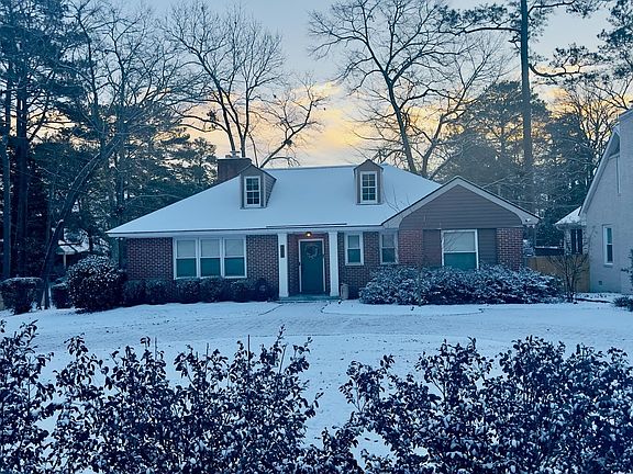 2nd image of 226 Kalmia Dr