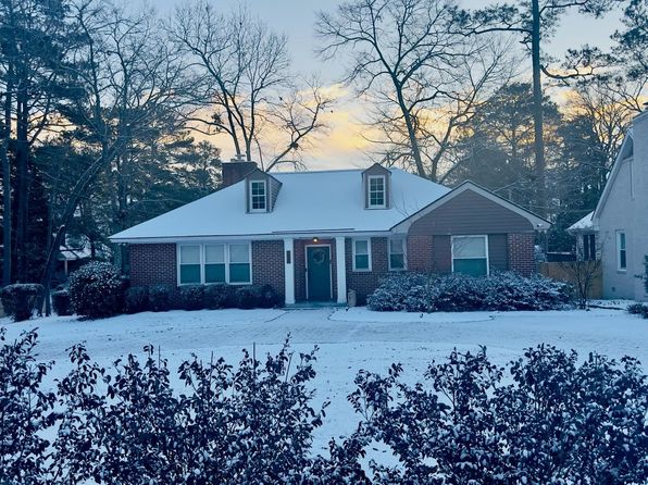 226 Kalmia Dr