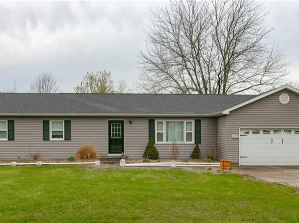 402 Sunset Dr, Appleton City, MO 64724