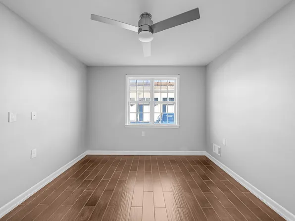 102-20 Rockaway Beach Avenue image 8 of 19