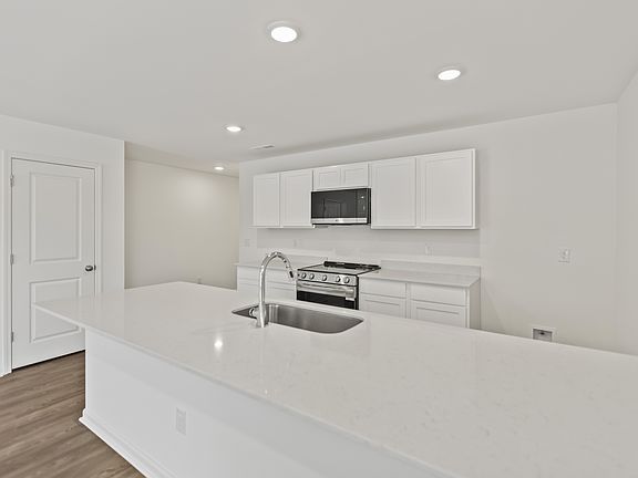 5th image of 2420 Brookville Dr #A-1