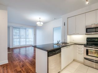 500 Saint Clair Ave W #1402, Toronto, ON M6C1A8