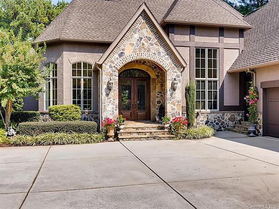 2nd image of 9210 Fair Oak Dr