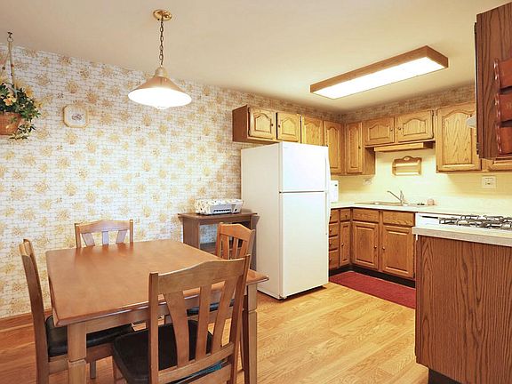 2nd image of 315 Whidah Ct