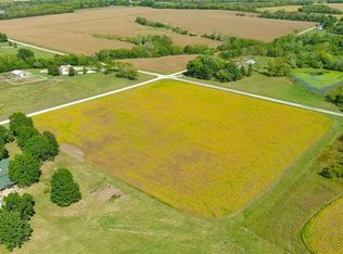 S Groh Rd, Cleveland, MO 64734