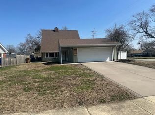 9843 Tulley Ave, Oak Lawn, IL 60453