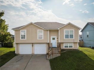 1605 N Hartford Rd, Independence, MO 64058