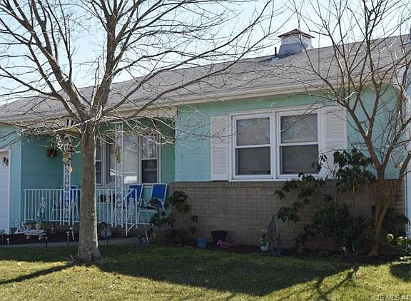 3rd image of 265 Westbrook Dr