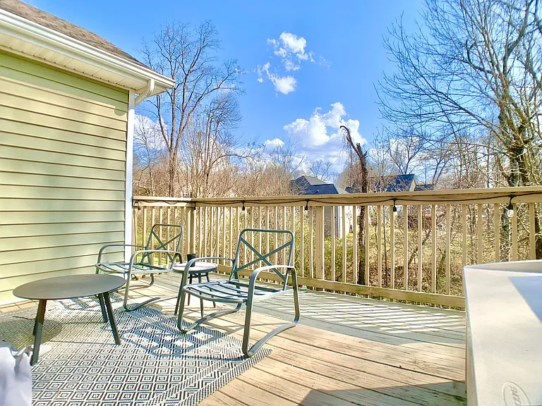 1016 Sunset Dr — Photo 36