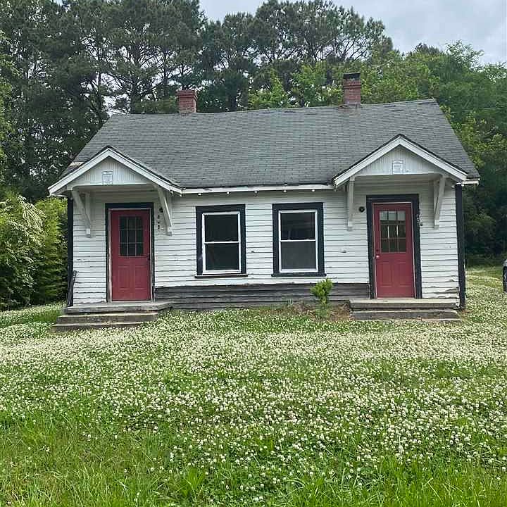 2nd image of 609 Raleigh St