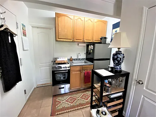 Rented by Douglas Elliman | media 11