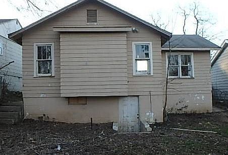 2nd image of 1139 N 32nd St