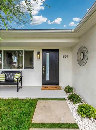 2nd image of 901 S Del Mar Ave