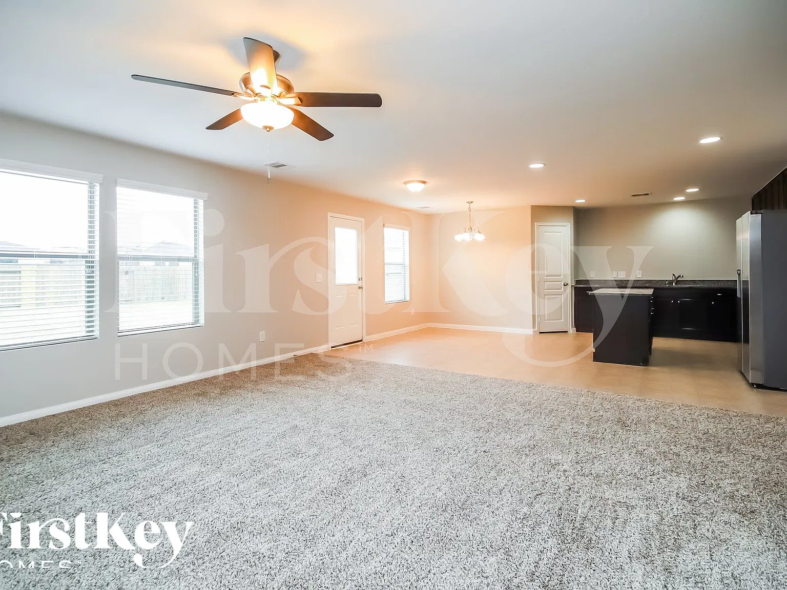 4 bed, 3.0 bath, 2044 sqft, $1,965 — Photo 2